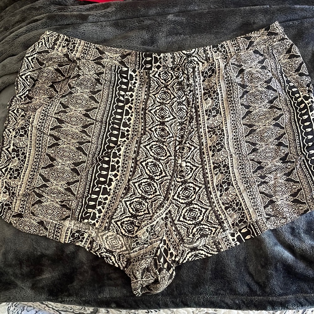 American Eagle Printed Shorts